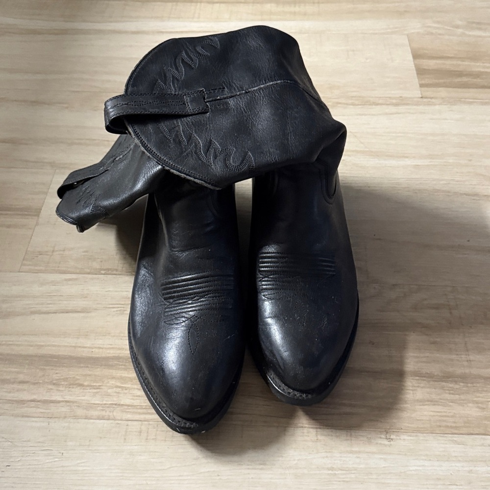 ARIAT MENS BLACK BOOTS SIZE 10.5 WIDE